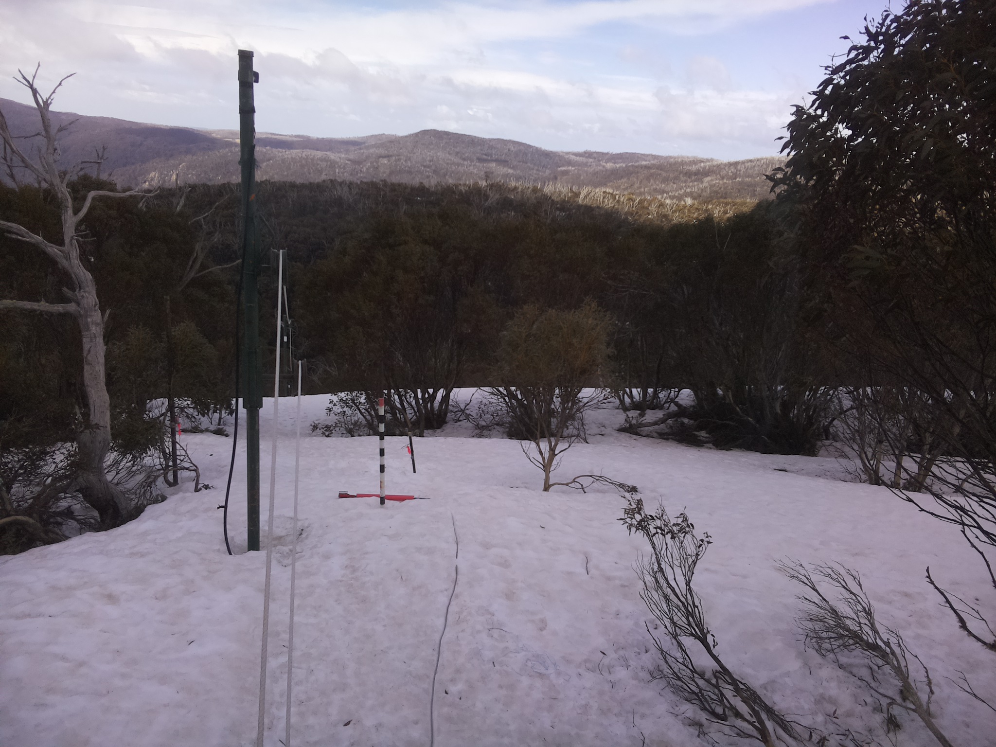Bogong Web Cam 10:10am Friday 26th of September 2025