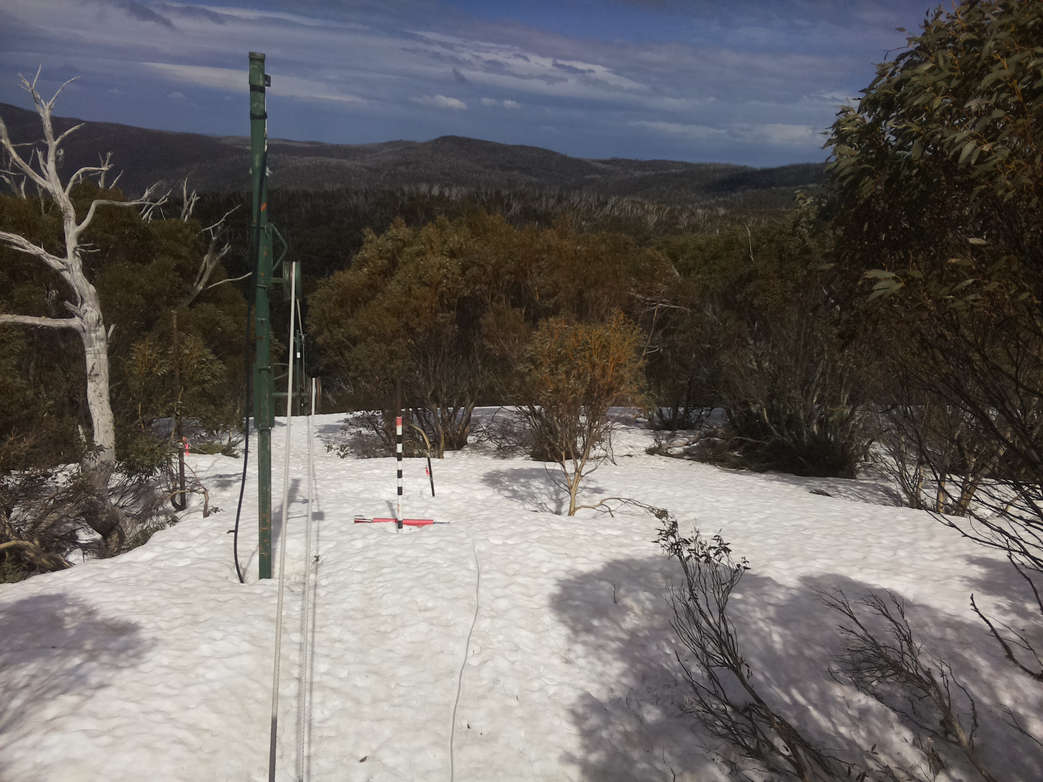 Bogong Web Cam 1:20pm Friday 26th of September 2025
