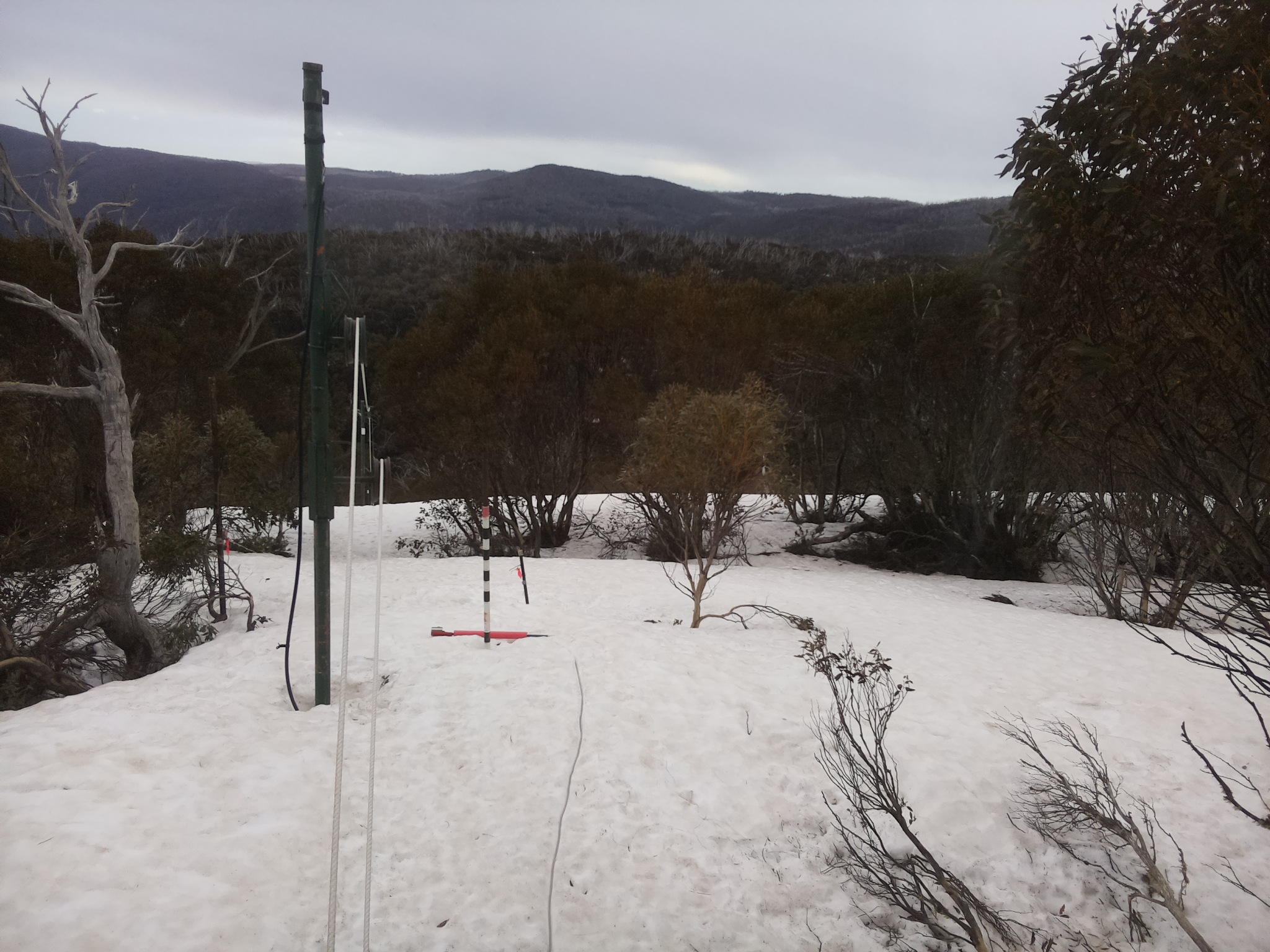 Bogong Web Cam 3:50pm Friday 26th of September 2025