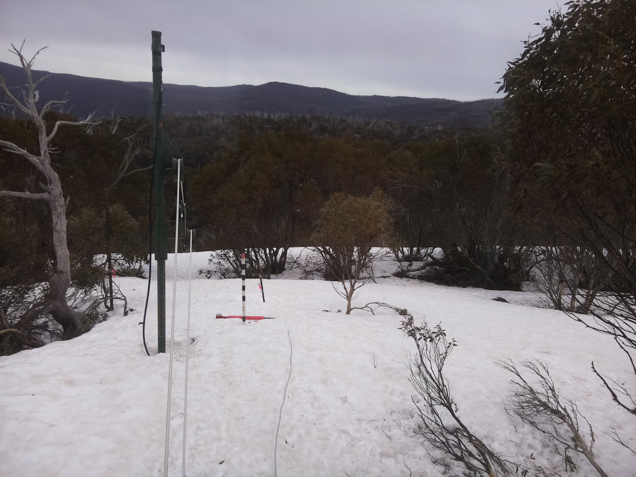 Bogong Web Cam 4:50pm Friday 26th of September 2025