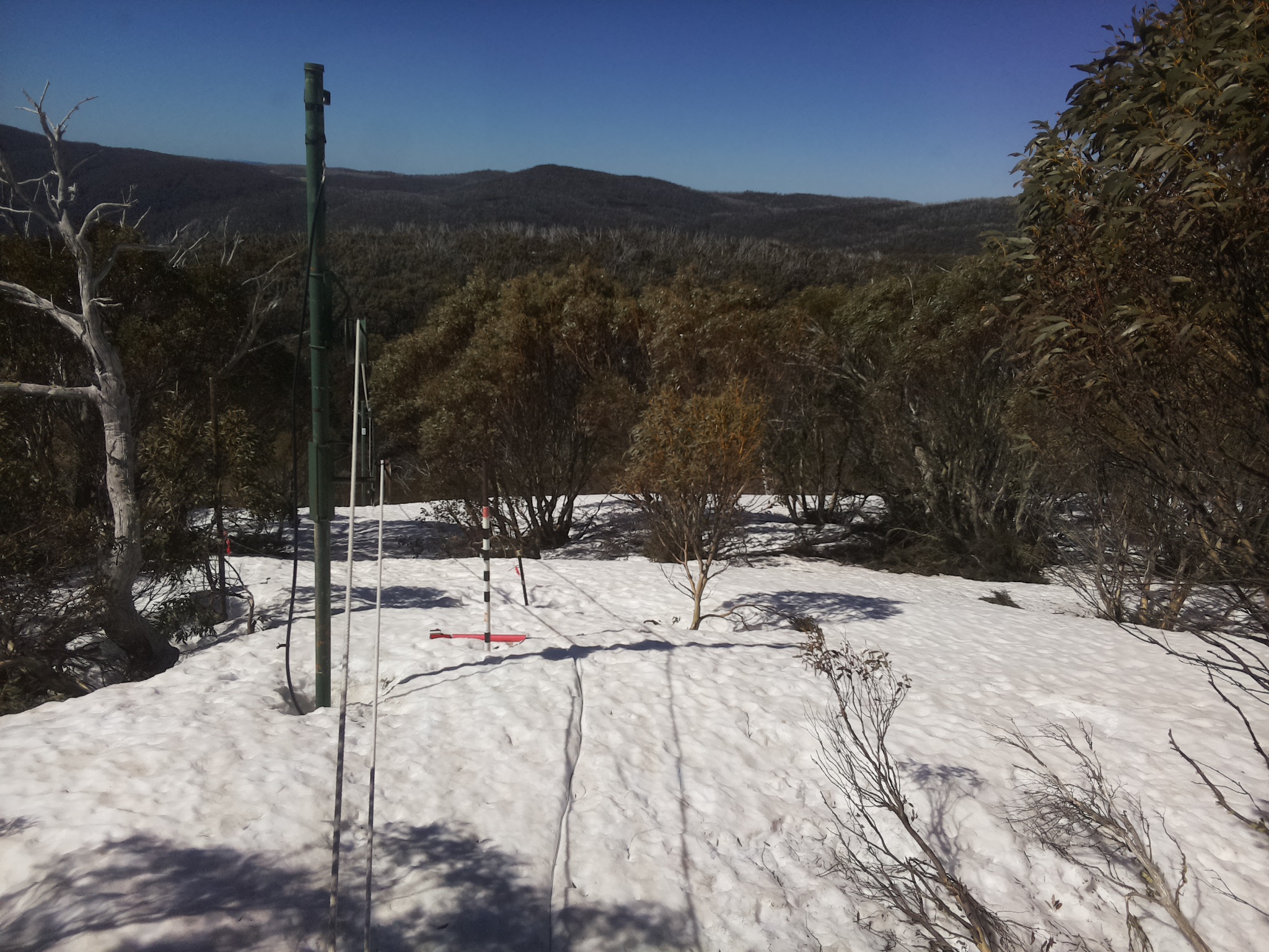 Bogong Web Cam 10:10am Saturday 27th of September 2025