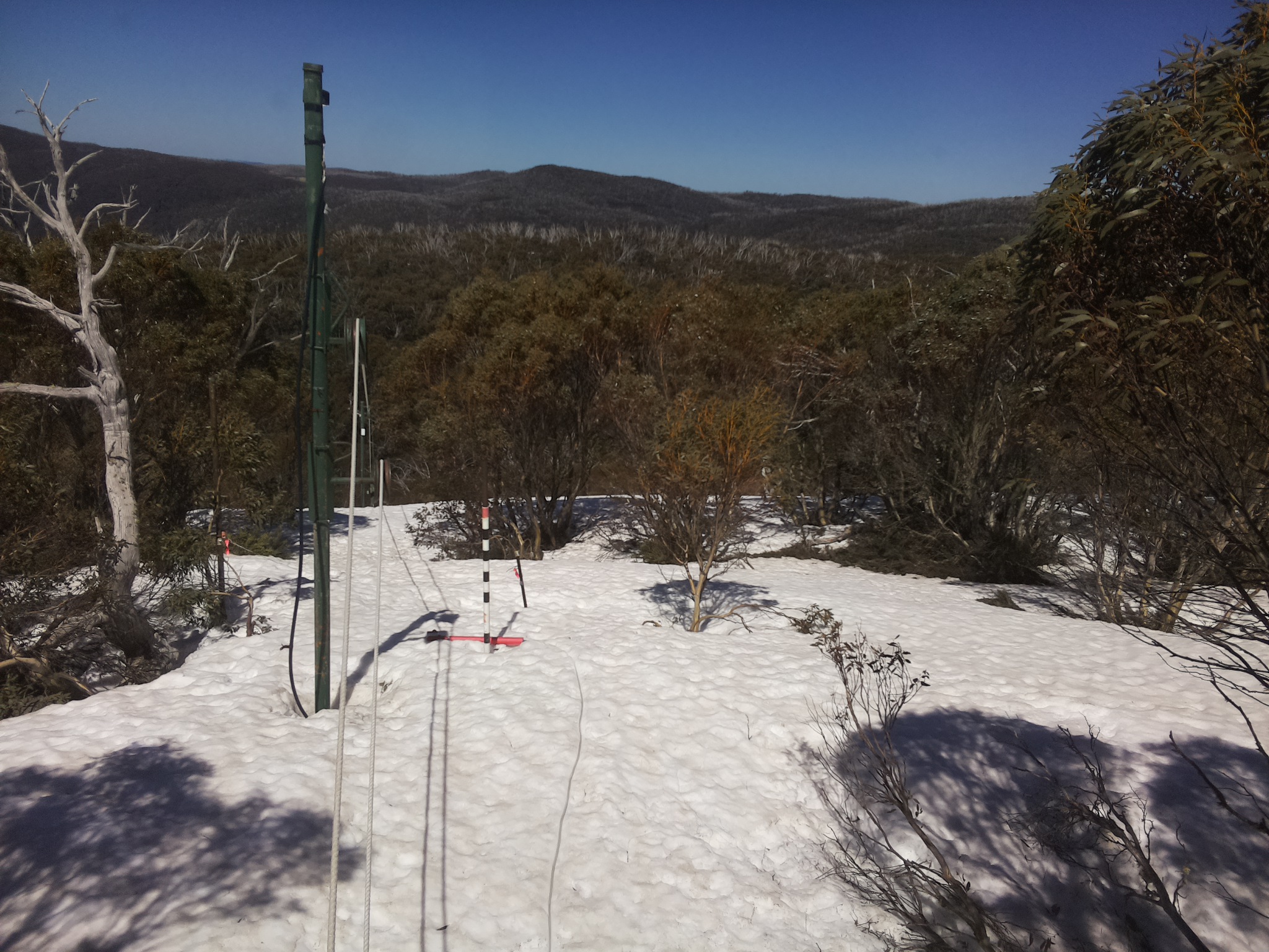 Bogong Web Cam 12:30pm Saturday 27th of September 2025