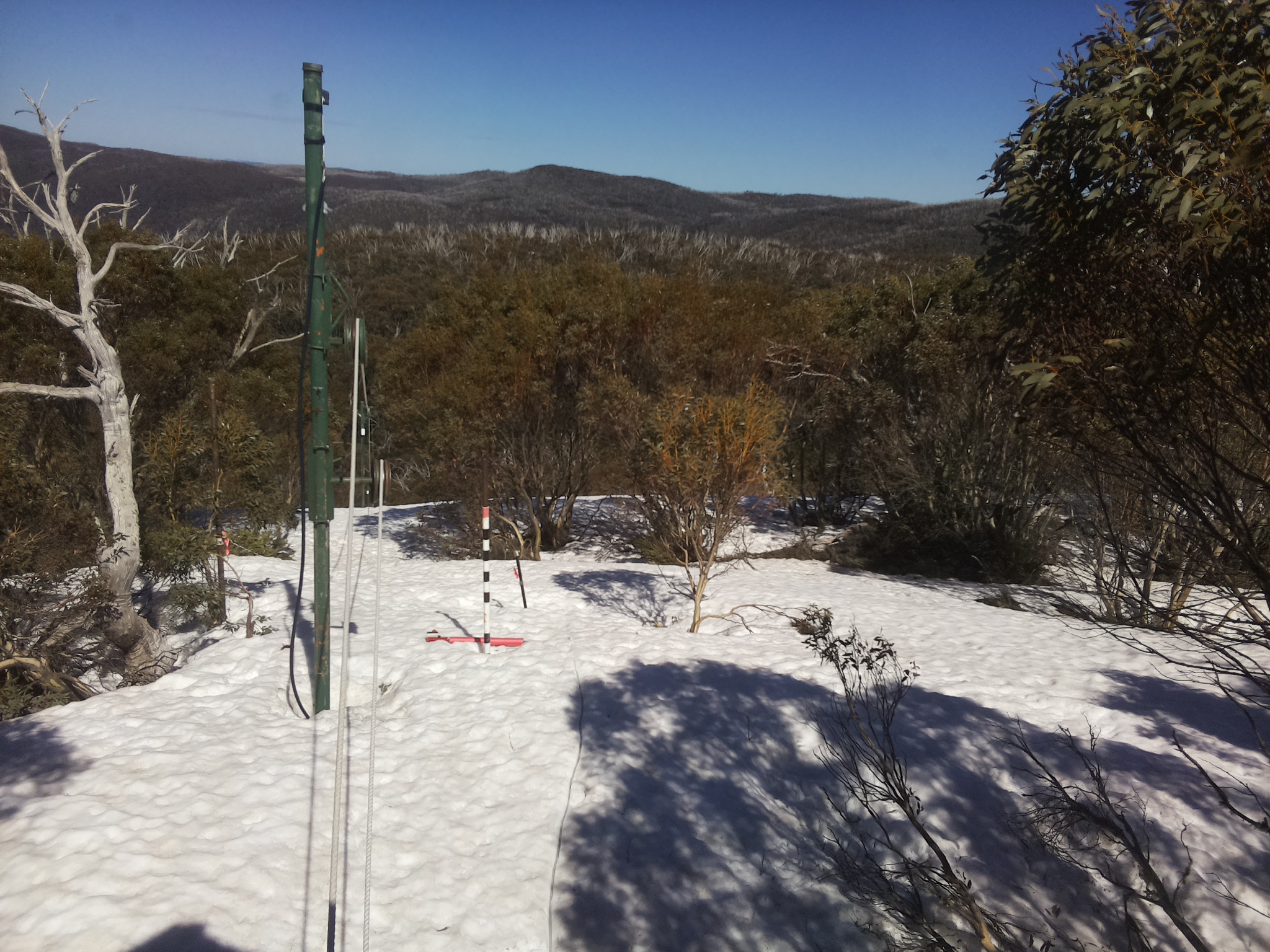 Bogong Web Cam 1:50pm Saturday 27th of September 2025