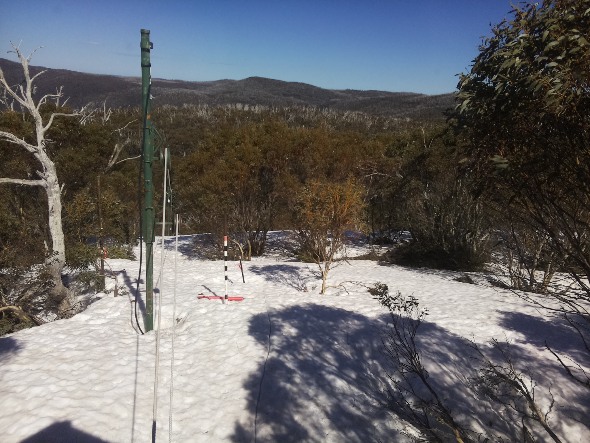 Bogong Web Cam 2:00pm Saturday 27th of September 2025