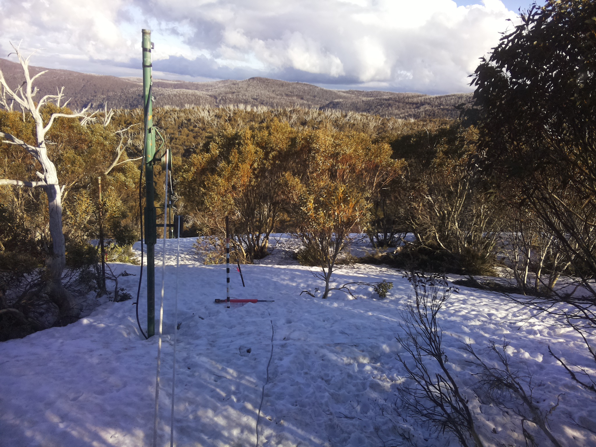 Bogong Web Cam 4:30pm Sunday 28th of September 2025