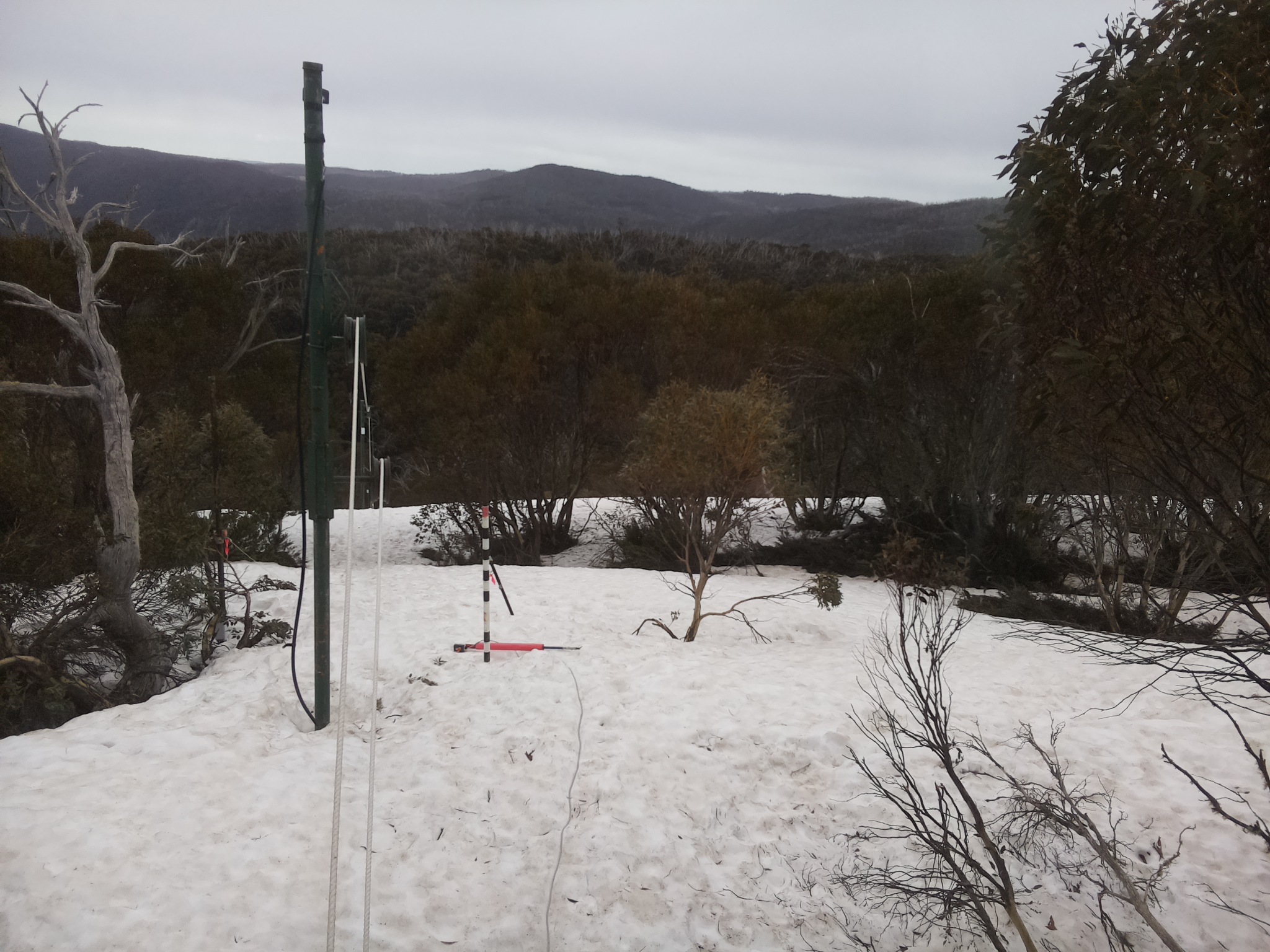 Bogong Web Cam 1:30pm Tuesday 30th of September 2025