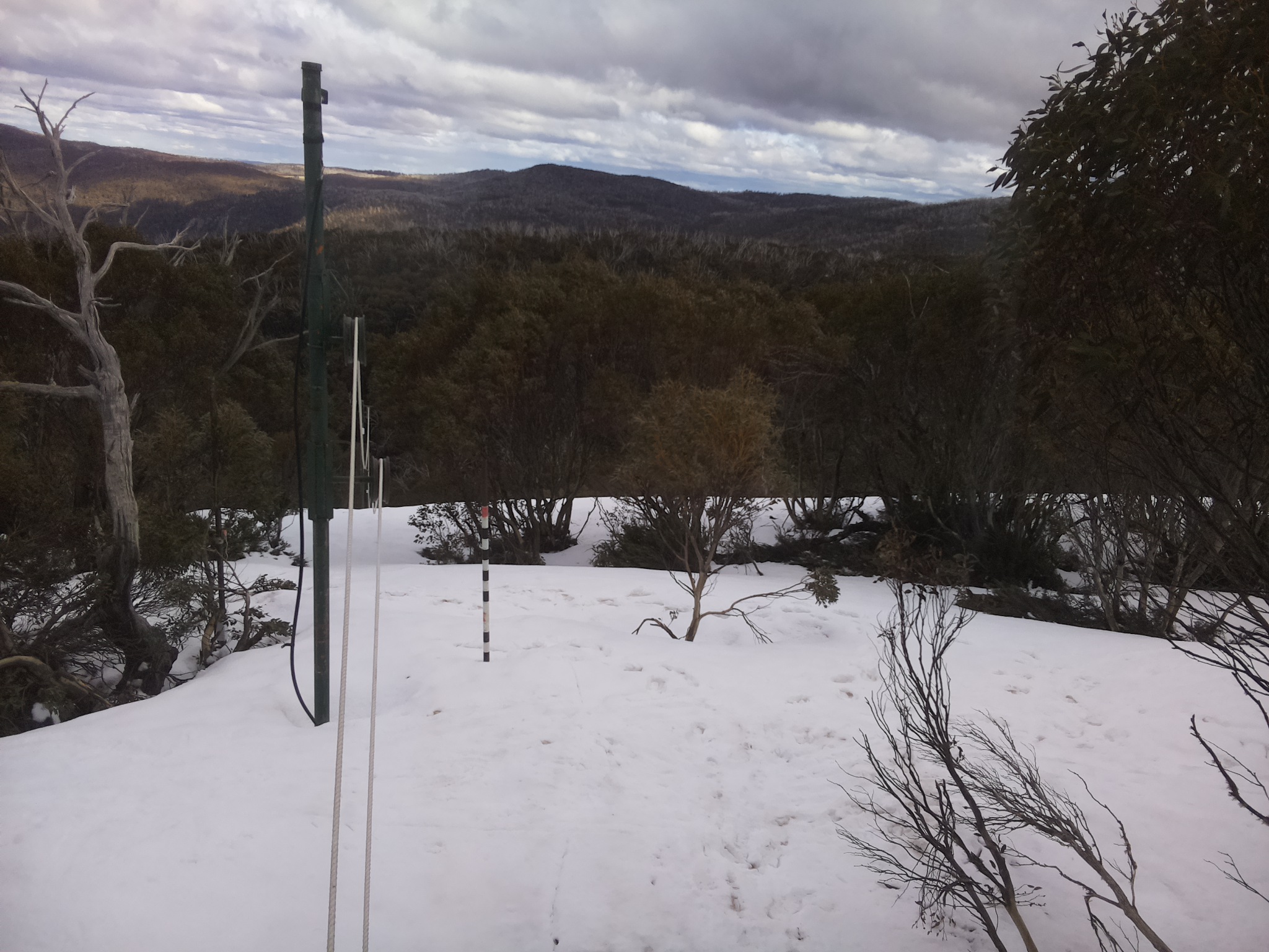 Bogong Web Cam 3:30pm Friday 3rd of October 2025
