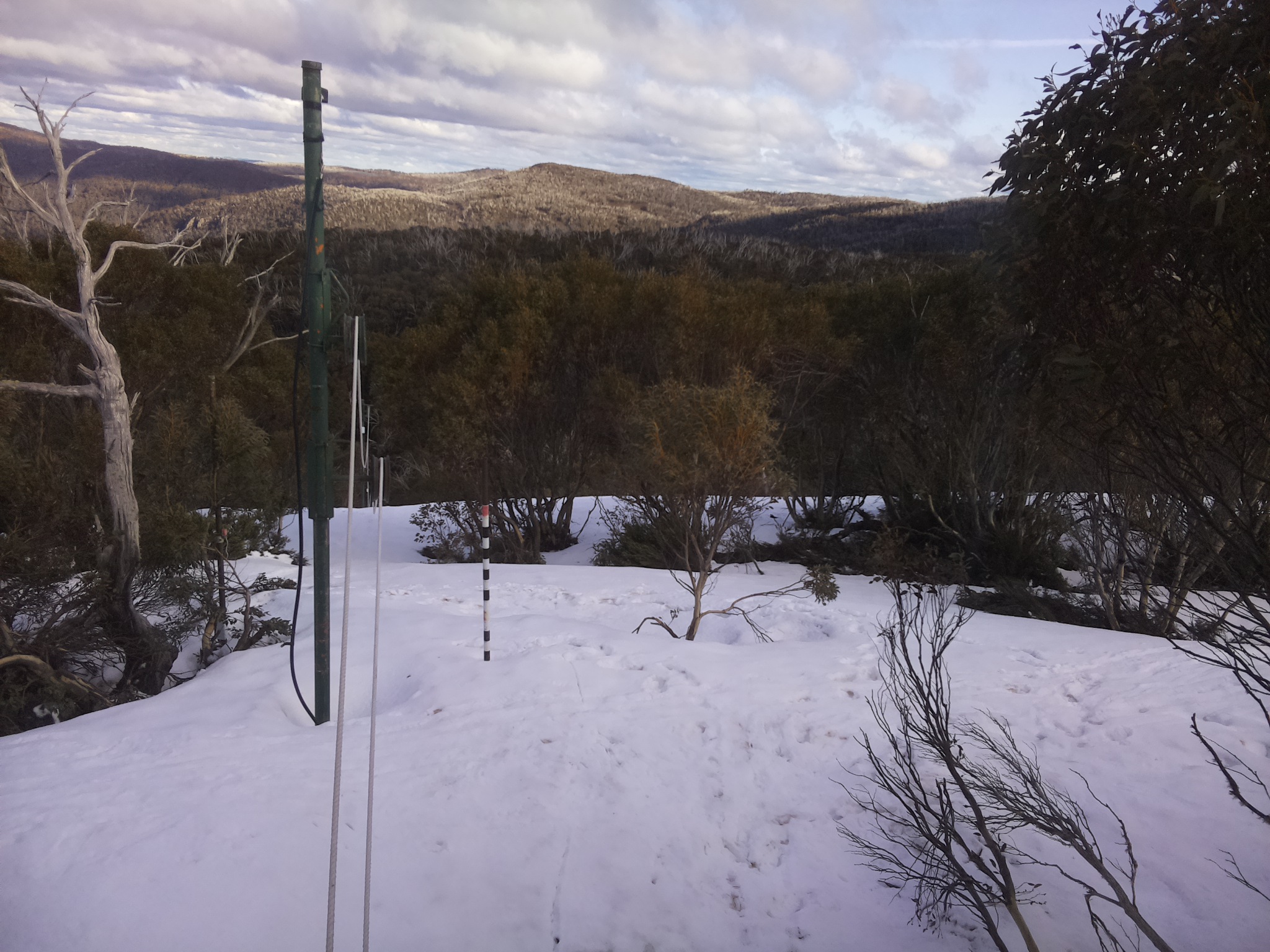 Bogong Web Cam 4:30pm Friday 3rd of October 2025