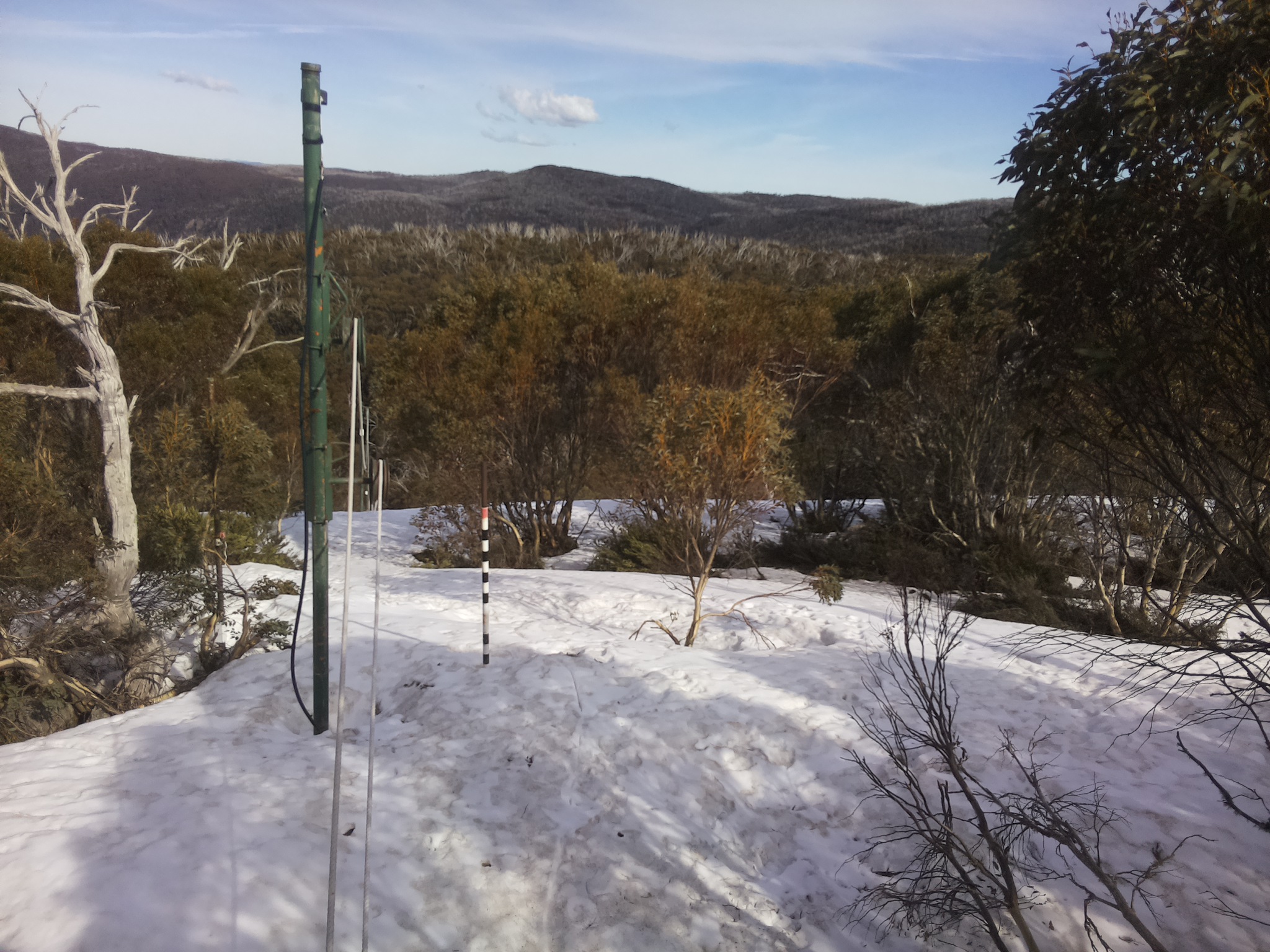Bogong Web Cam 3:10pm Saturday 4th of October 2025