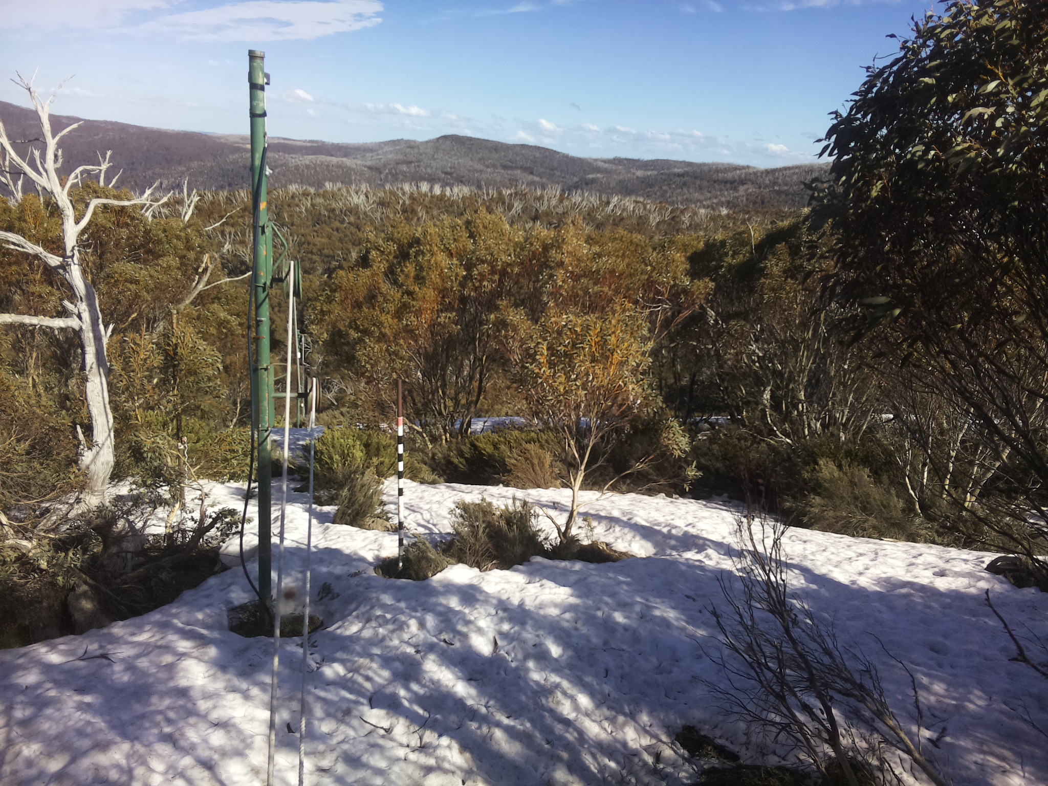 Bogong Web Cam 4:30pm Thursday 9th of October 2025