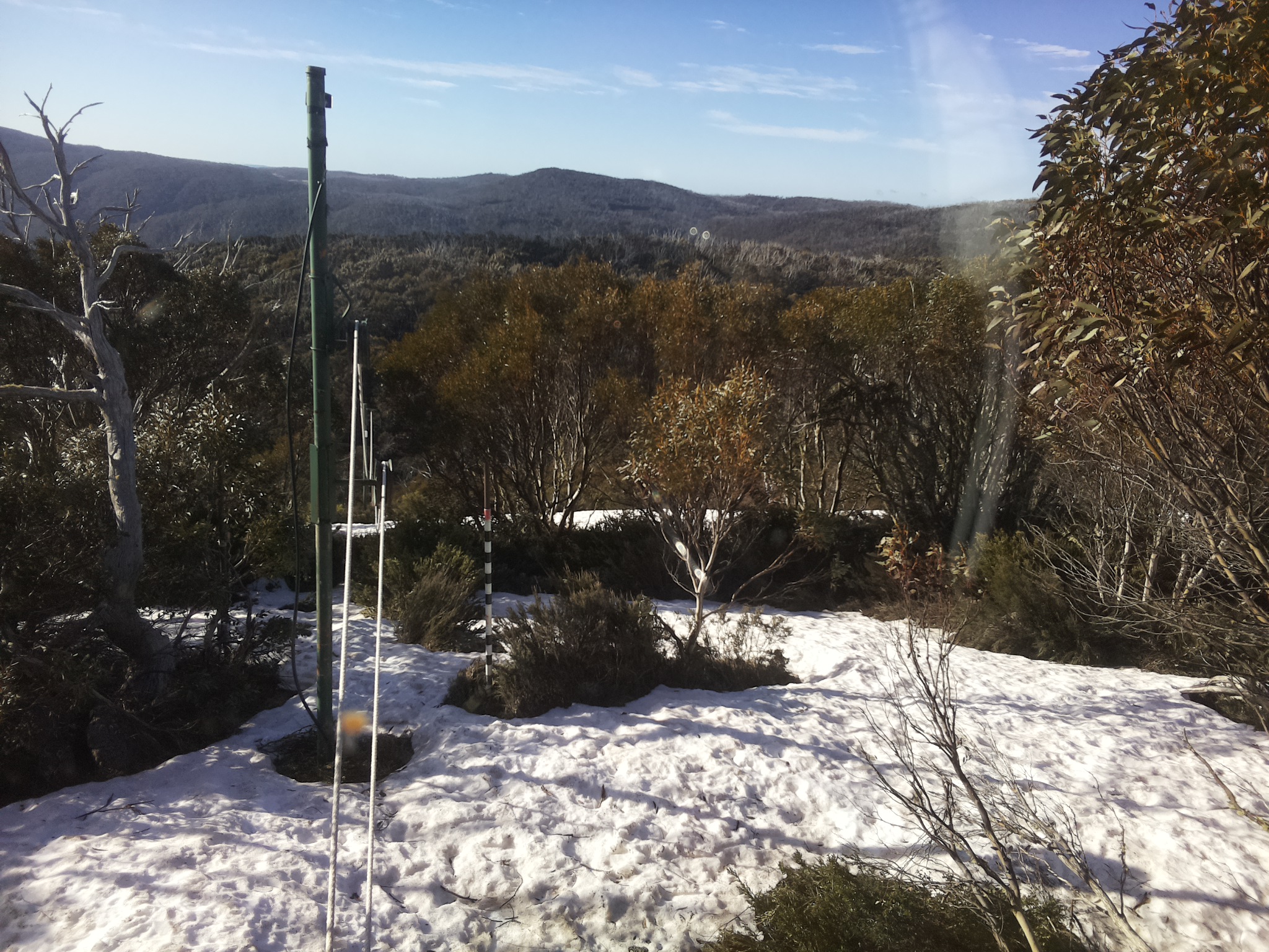 Bogong Web Cam 8:20am Saturday 11th of October 2025