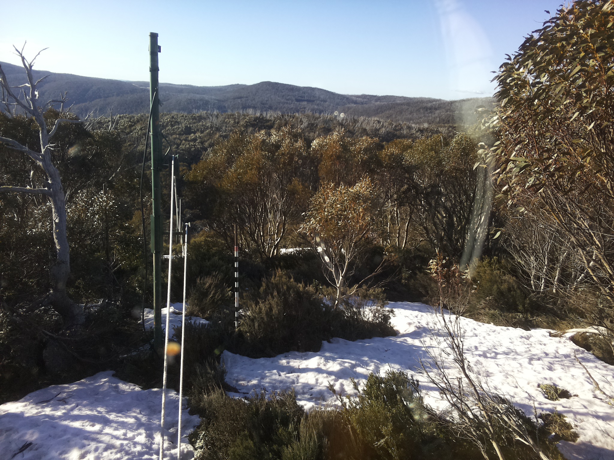 Bogong Web Cam 8:00am Tuesday 14th of October 2025