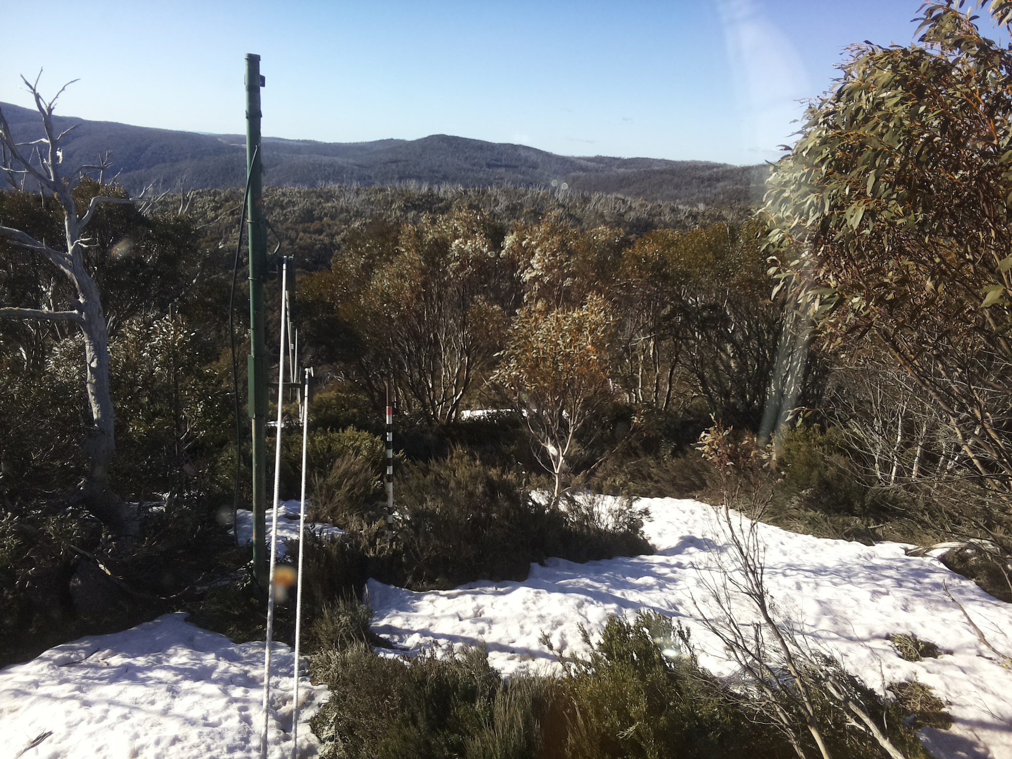 Bogong Web Cam 8:30am Tuesday 14th of October 2025