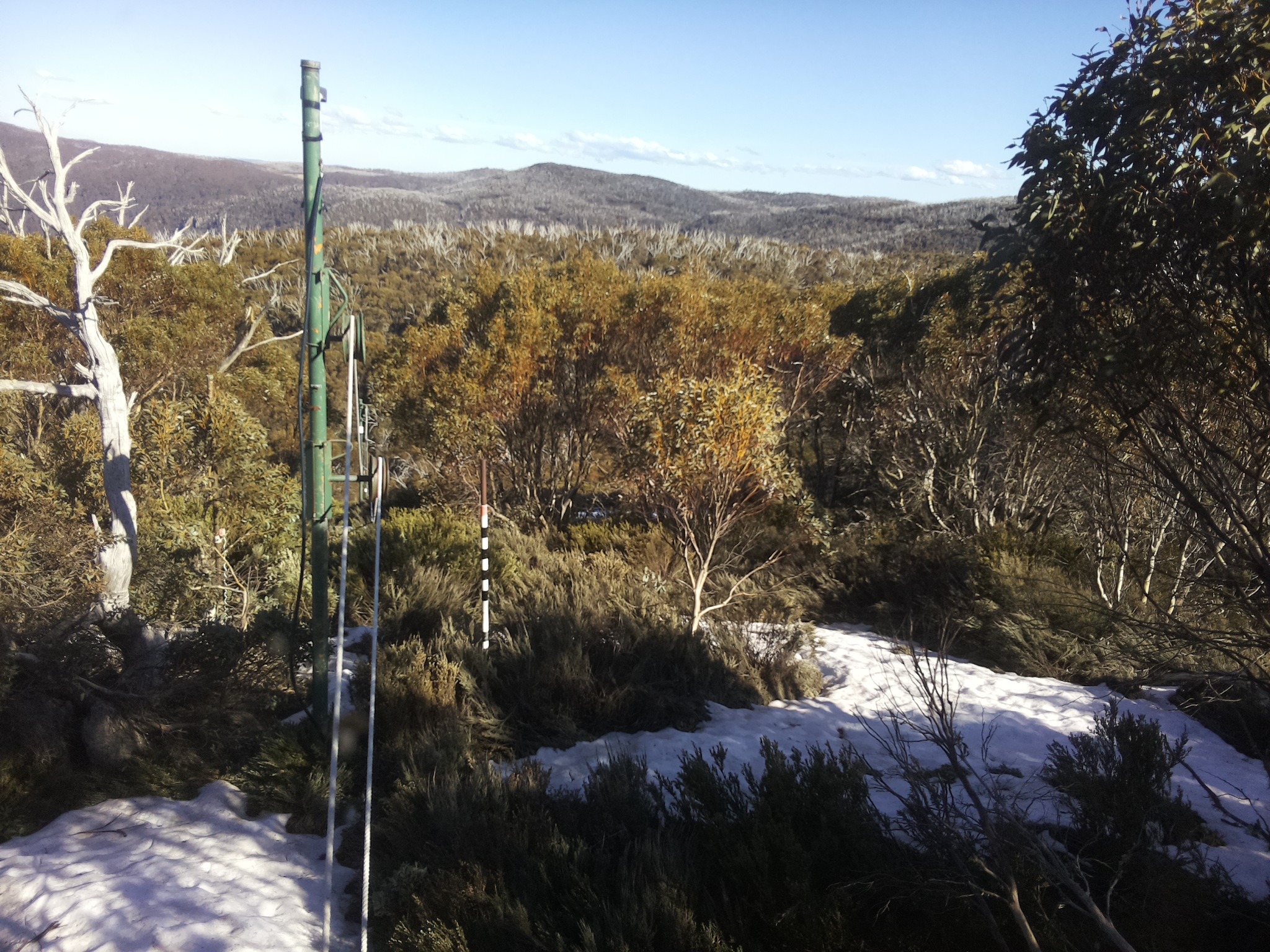 Bogong Web Cam 4:50pm Tuesday 14th of October 2025