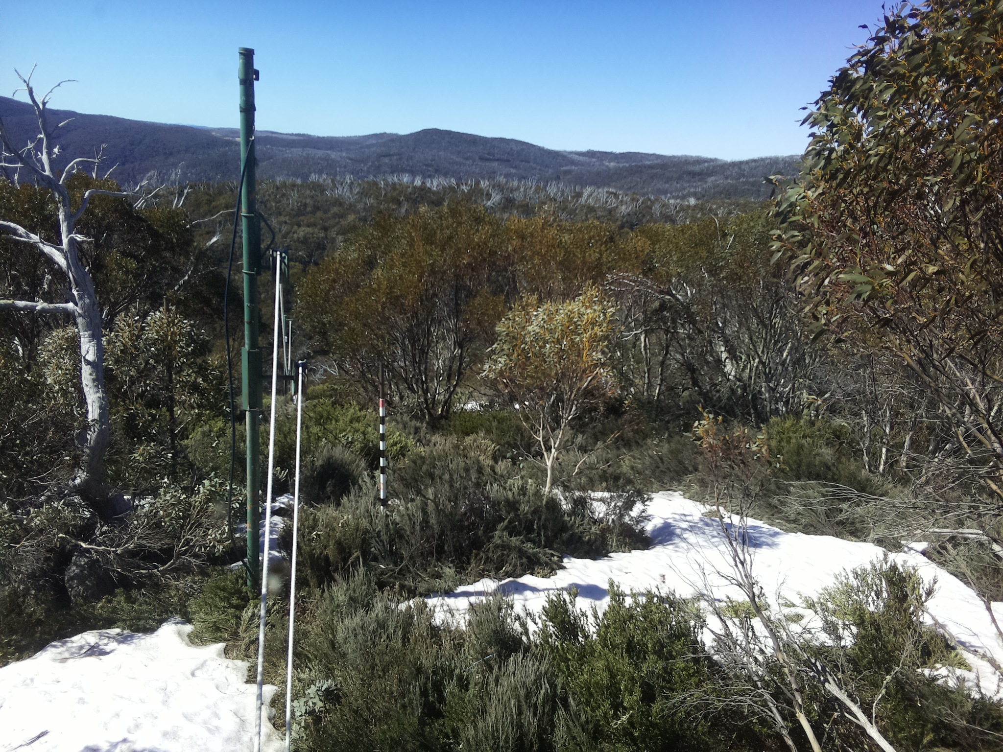 Bogong Web Cam 10:30am Wednesday 15th of October 2025