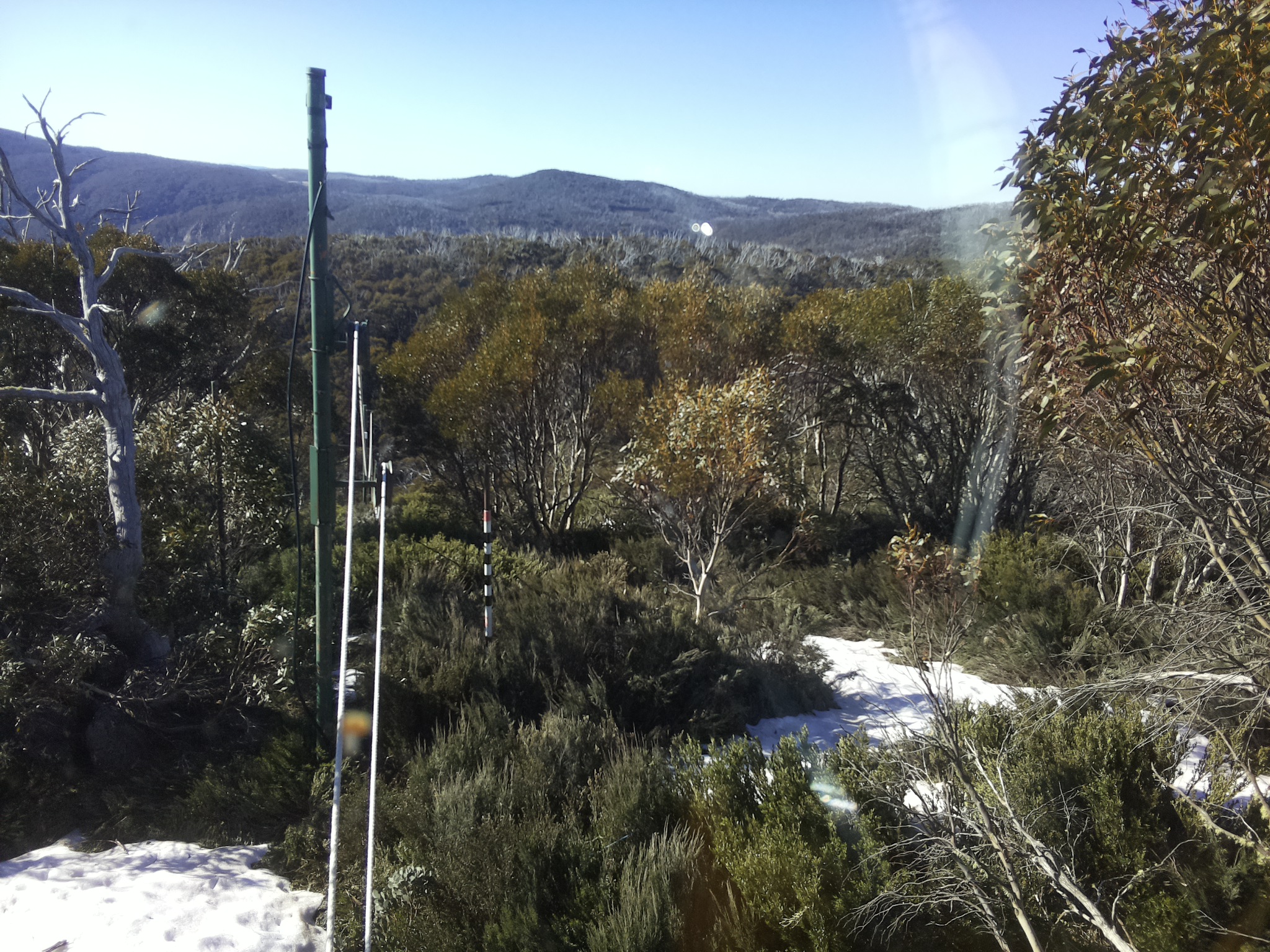 Bogong Web Cam 8:40am Thursday 16th of October 2025