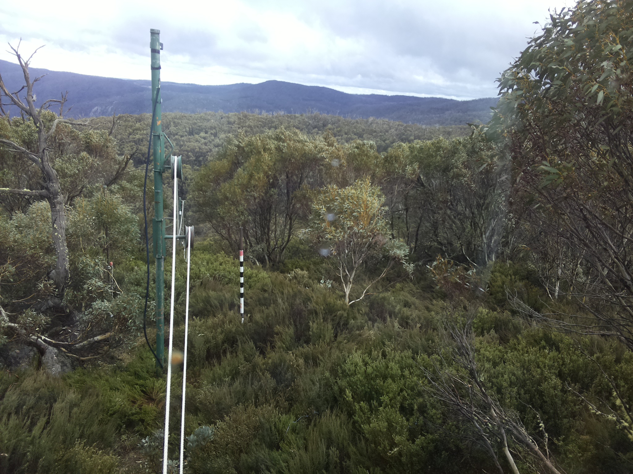 Bogong Web Cam 4:40pm Wednesday 22nd of October 2025