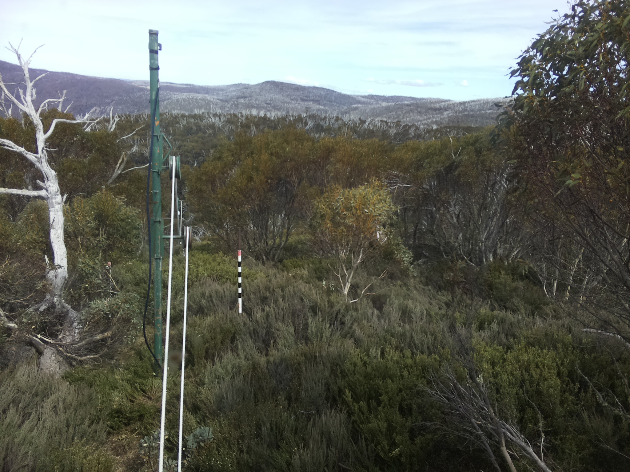 Bogong Web Cam 3:10pm Tuesday 28th of October 2025
