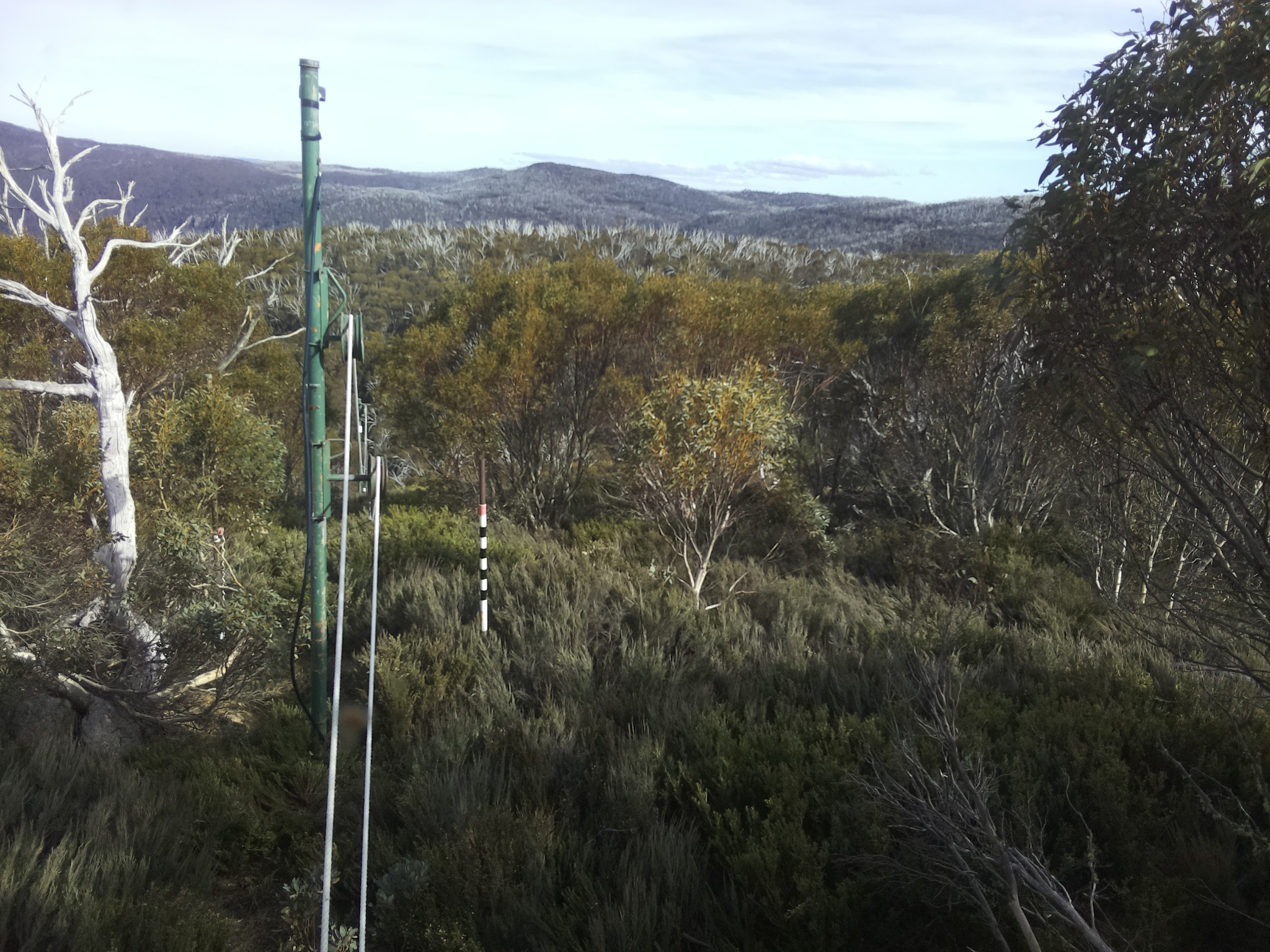 Bogong Web Cam 4:50pm Tuesday 28th of October 2025