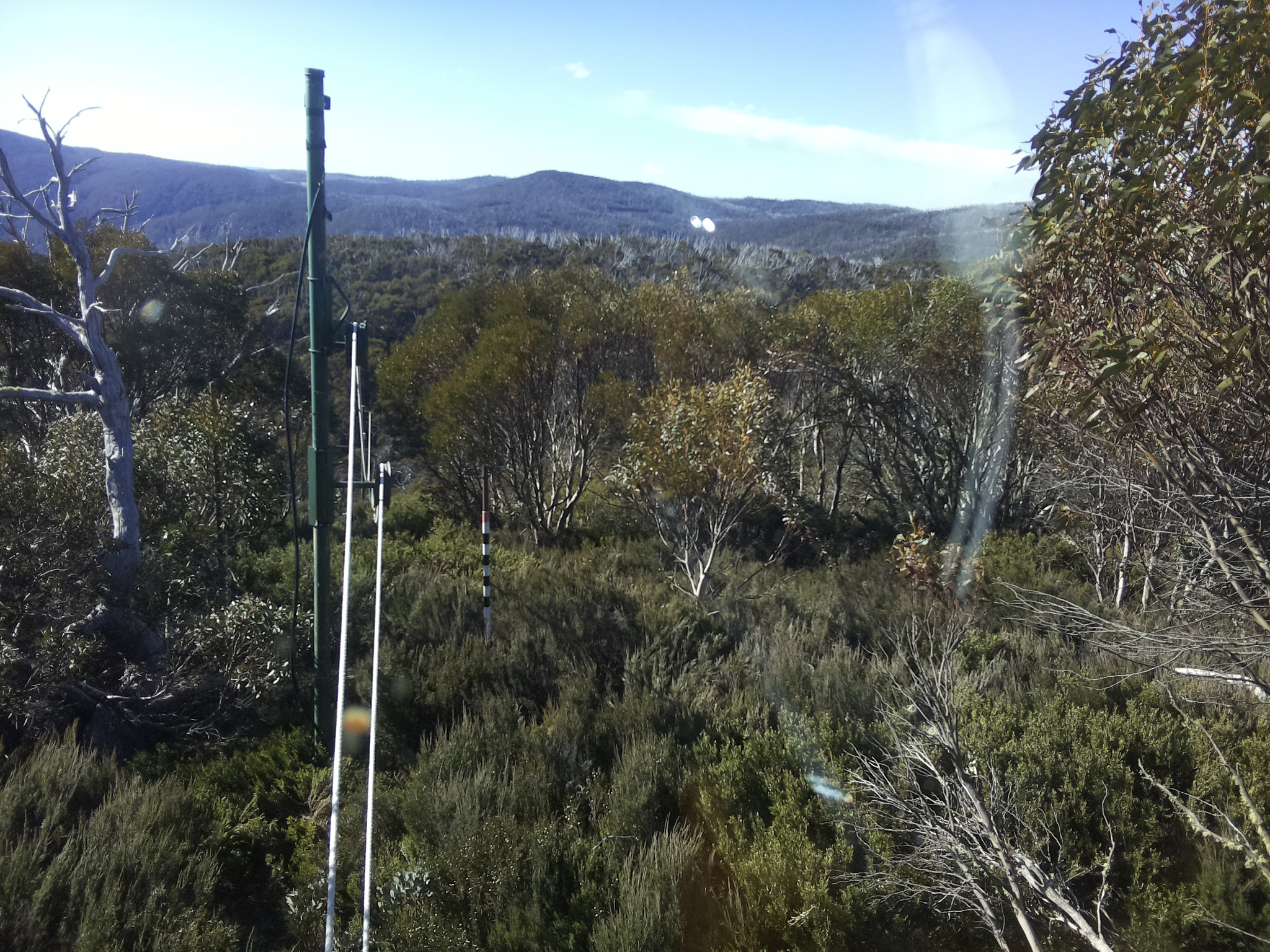 Bogong Web Cam 8:50am Thursday 30th of October 2025
