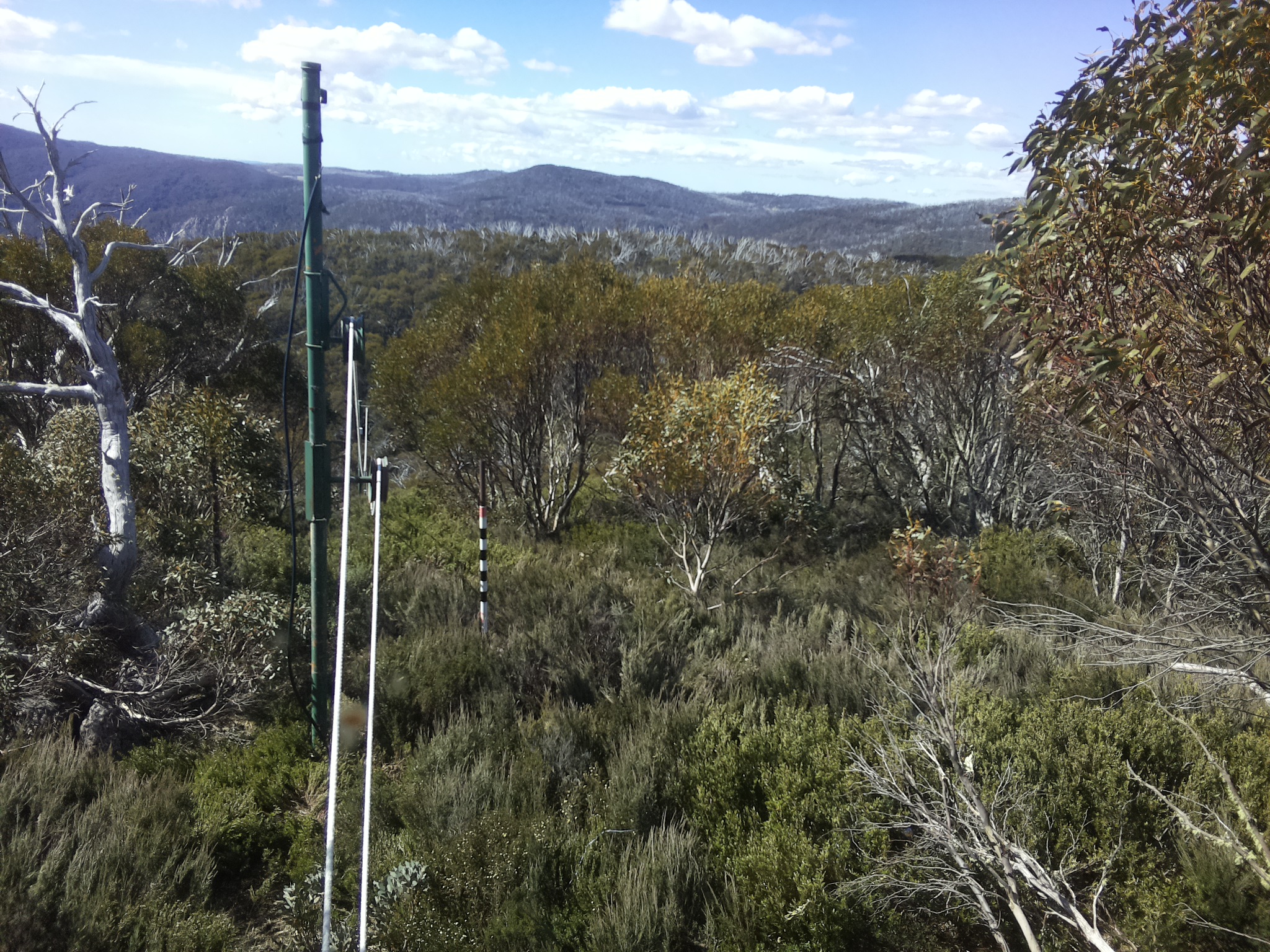 Bogong Web Cam 10:10am Thursday 30th of October 2025