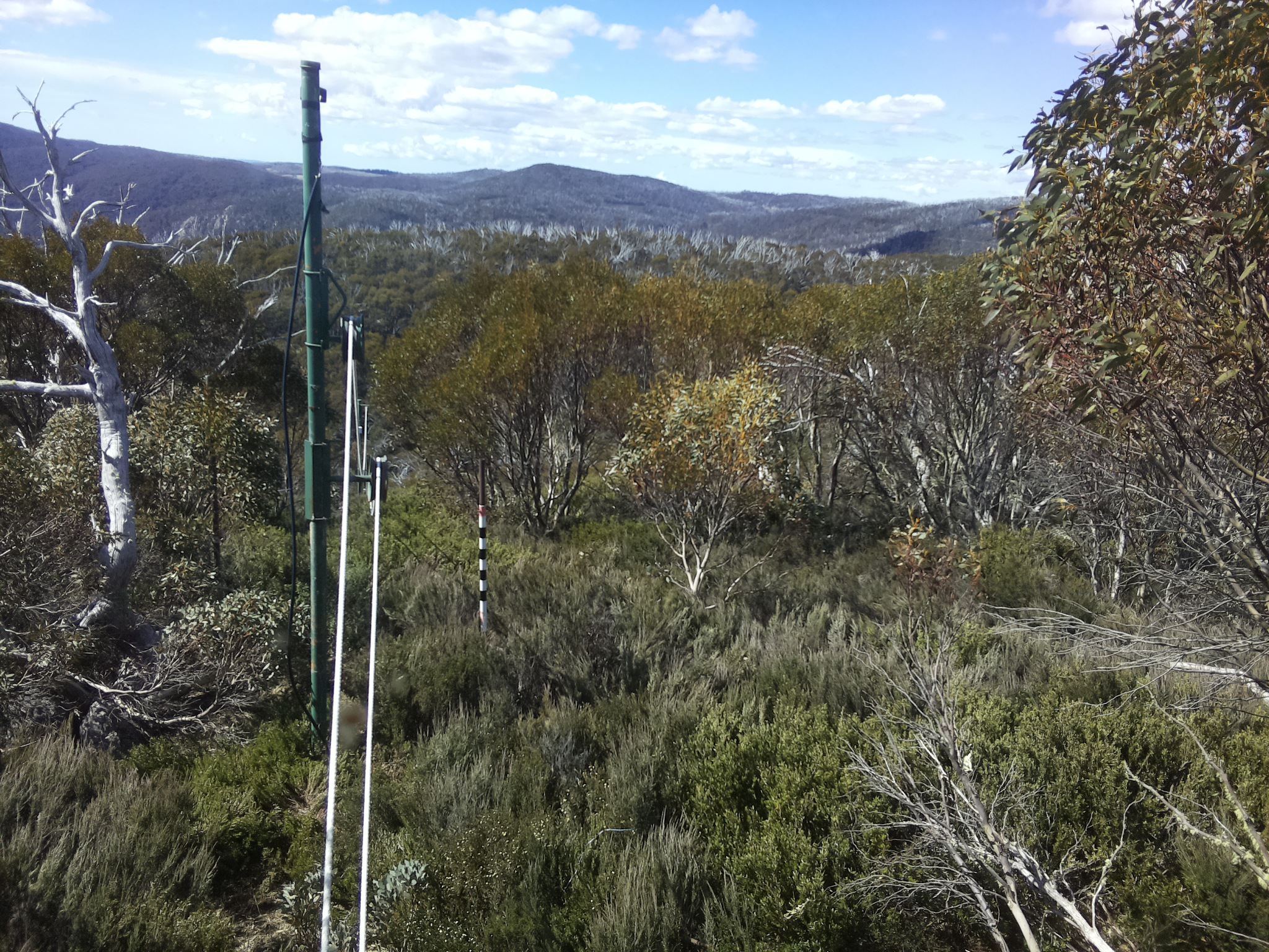 Bogong Web Cam 10:30am Thursday 30th of October 2025