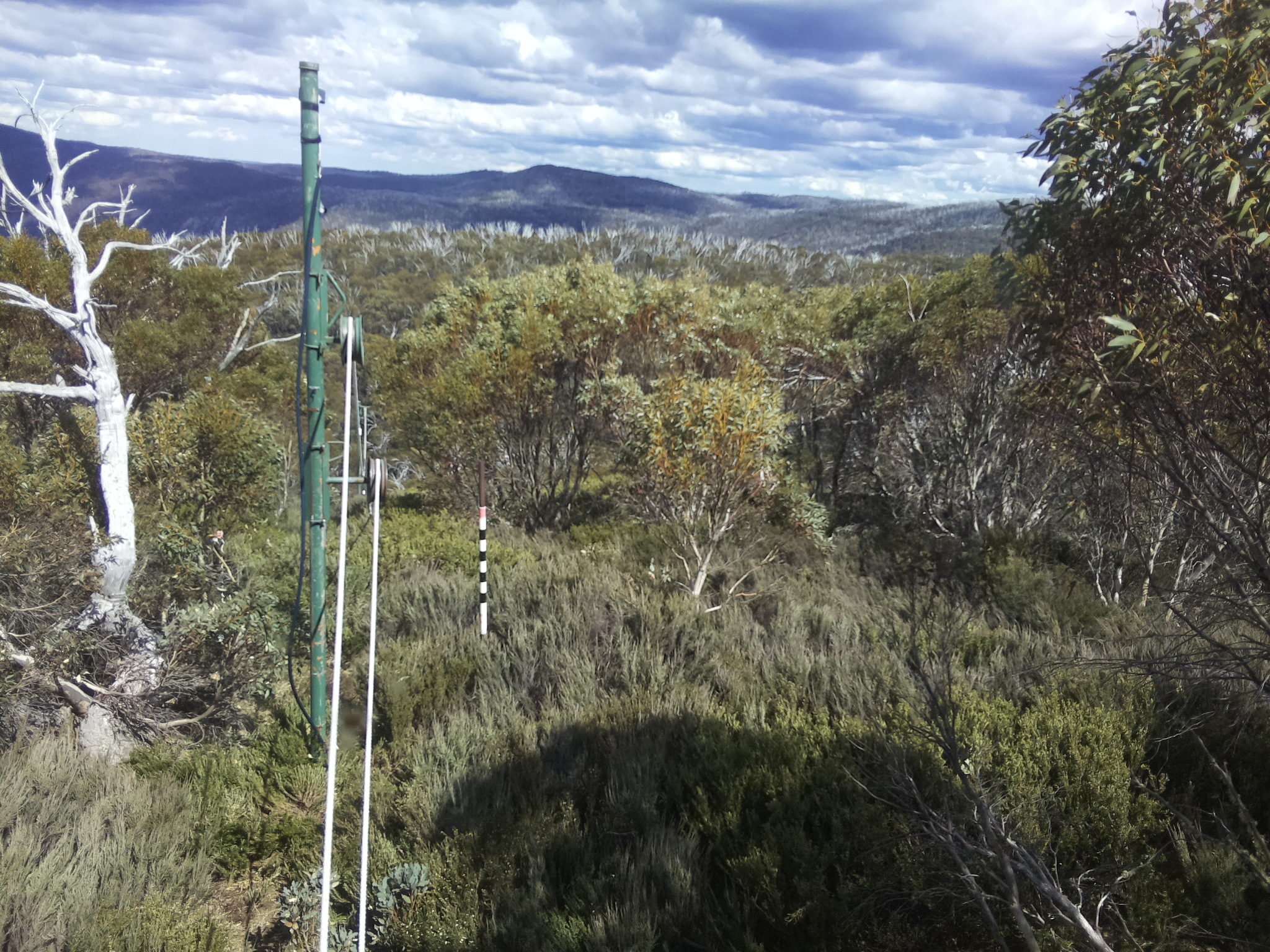 Bogong Web Cam 3:10pm Thursday 30th of October 2025